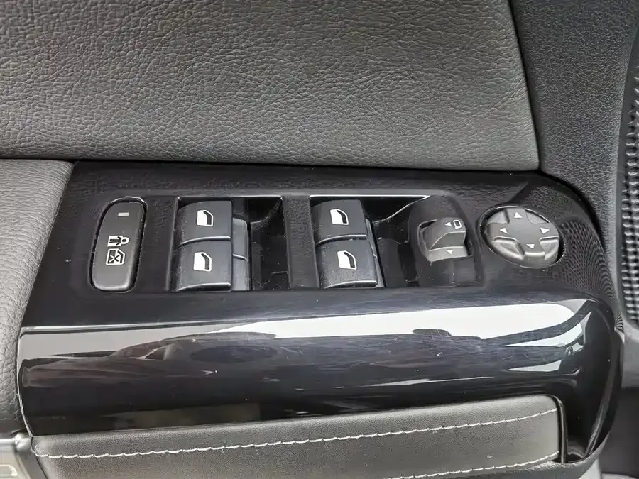 Citroen C6 Citroen C6 2021 400THP Comfort Edition 2023 — миниатюра 3