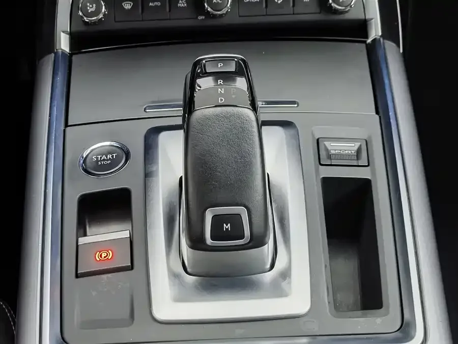Citroen C6 Citroen C6 2021 400THP Comfort Edition 2023 — миниатюра 4
