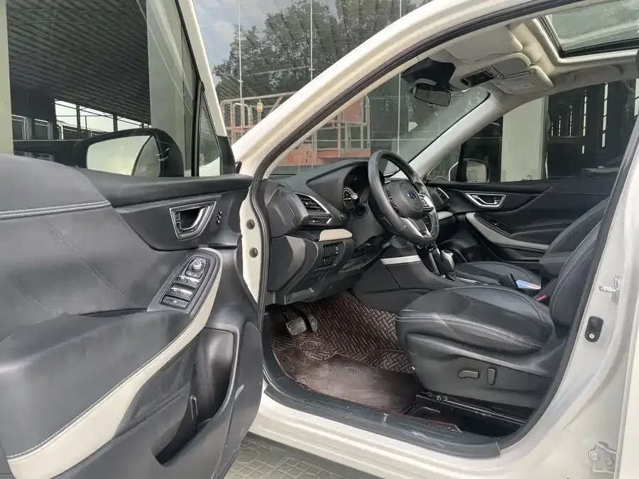 Subaru Forester Forester 2022 2.0i AWD Luxury Edition EyeSight 2023 — миниатюра 4