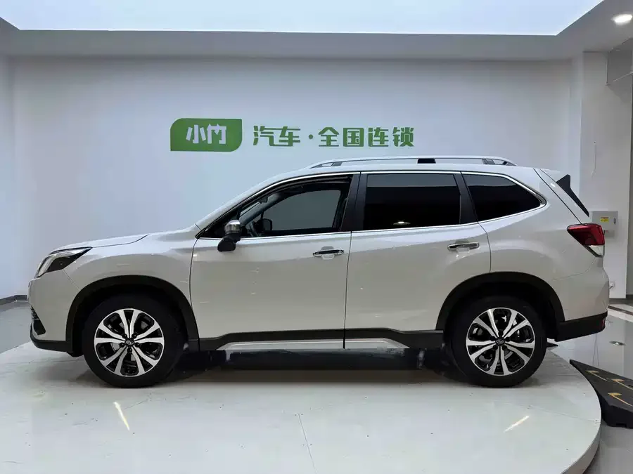 Subaru Forester 2022 Forester 2.0i AWD Ultimate Edition EyeSight 2022 — миниатюра 4
