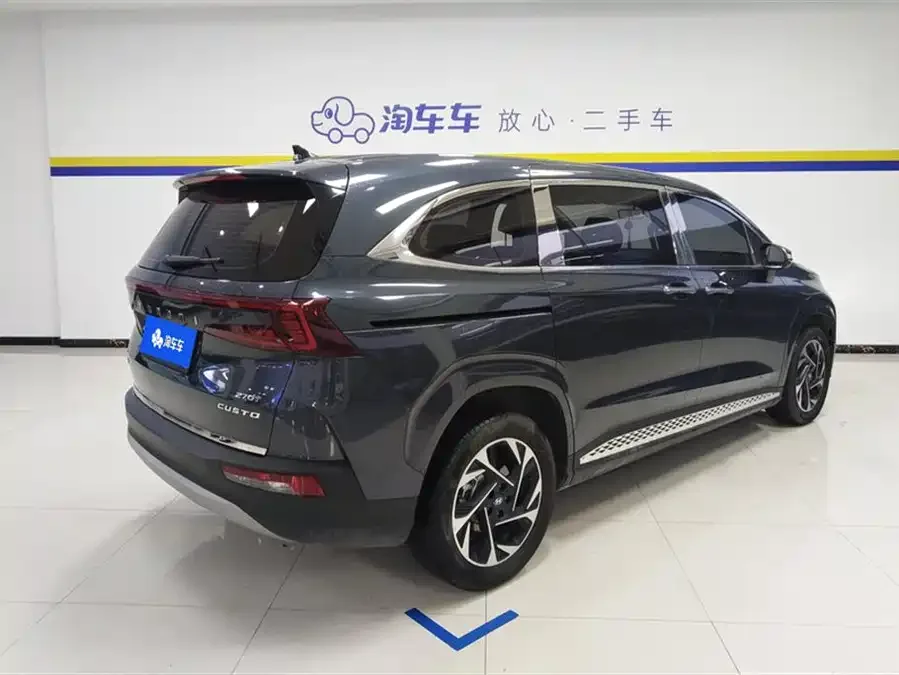 Hyundai Custo Kustu 2021 270TGDi Premium Edition LUX 2024 — миниатюра 3