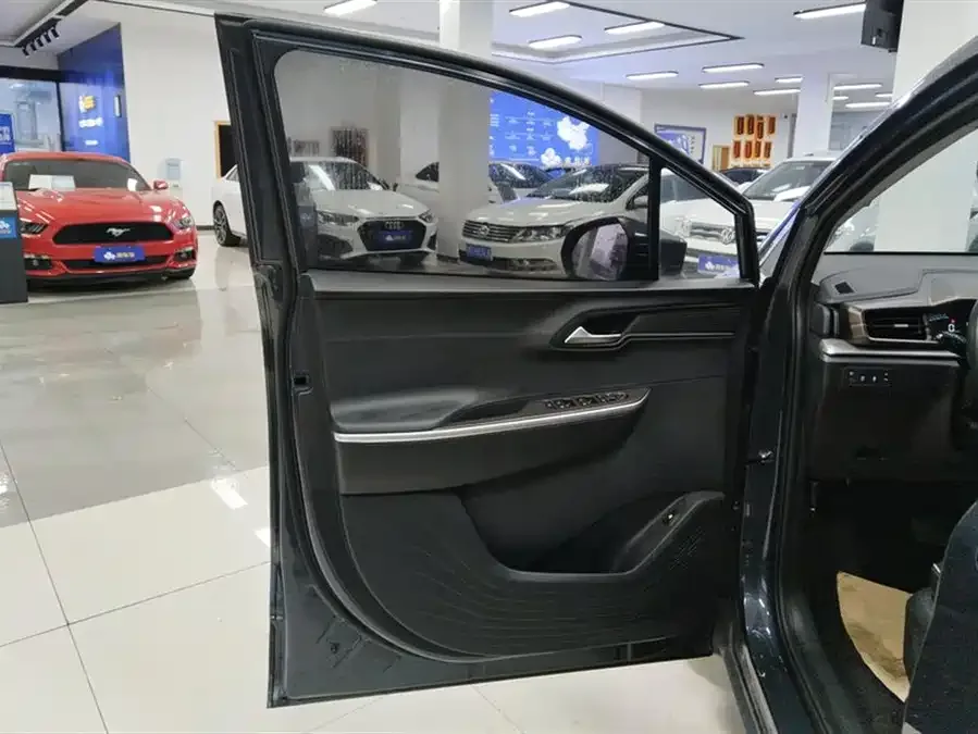 Hyundai Custo Kustu 2021 270TGDi Premium Edition LUX 2024 — миниатюра 4