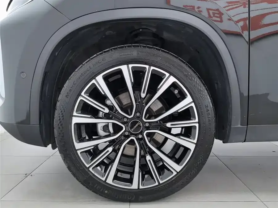 Exeed TXL Xingtu Lingyun 2023 400T 4WD Star Edition 2023 — миниатюра 5