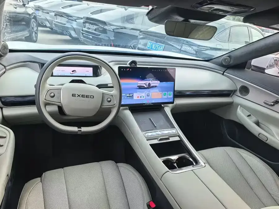 Exeed Sterra ES Star Era ES 2025 Extended Range Pro High-Speed Assisted Driving 2025 — миниатюра 2