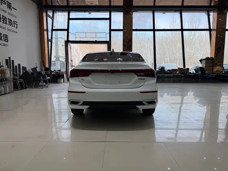 Kia K3 2021 facelift 1.5L CVT fashion version 2023 — миниатюра 2