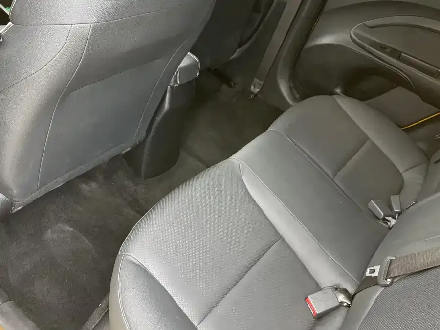 Kia KX1 2021 Yipao 1.4L CVT Sunroof Model 2022 — миниатюра 5