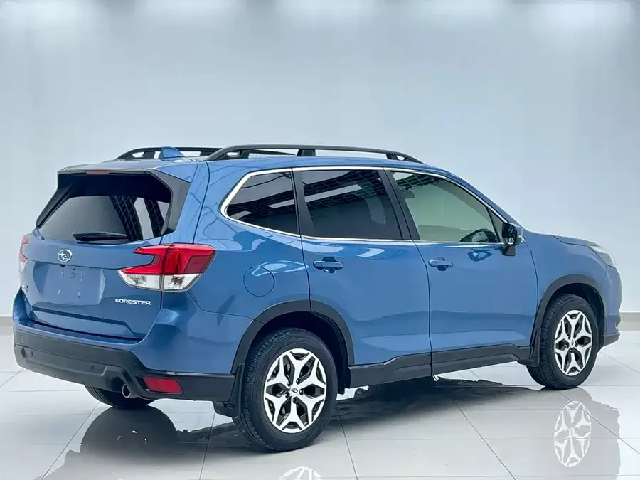 Subaru Forester Forester 2022 2.0i AWD Luxury Edition EyeSight 2022 — миниатюра 3