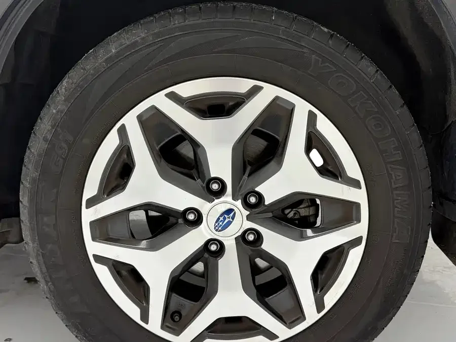 Subaru Forester Forester 2022 2.0i AWD Luxury Edition EyeSight 2022 — миниатюра 4