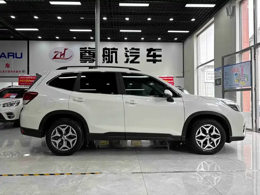 Subaru Forester Forester 2021 2.0i Luxury Edition EyeSight 2022 — миниатюра 4