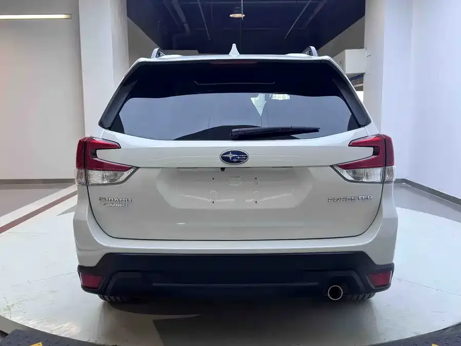 Subaru Forester Forester 2022 2.0i AWD Luxury Edition EyeSight 2023 — миниатюра 2