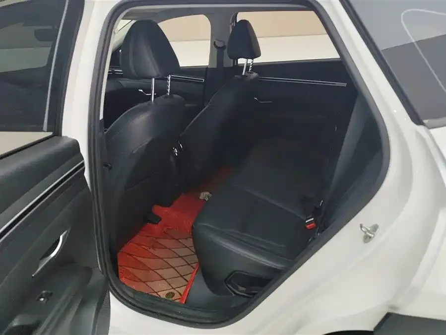 Hyundai Tucson L Tucson 2023 Tucson L 1.5T Automatic 2WD GLX Elite Edition 2024 — миниатюра 5