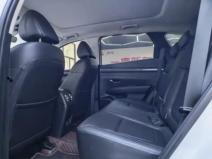 Hyundai Tucson L Tucson 2023 Tucson L 1.5T Automatic 2WD GLX Elite Edition 2023 — миниатюра 4