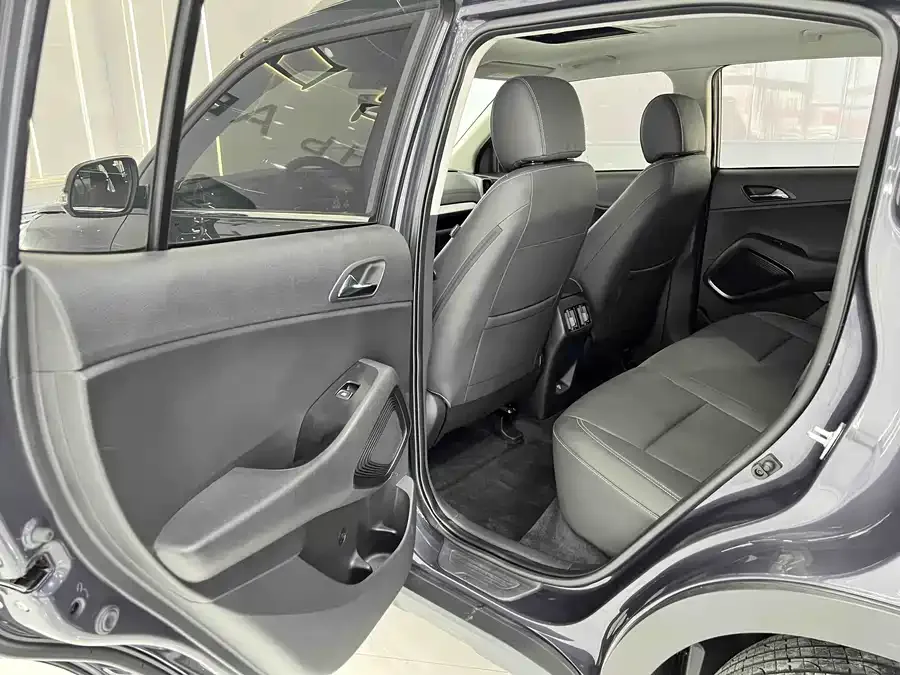 Hyundai Beijing ix35 Beijing Hyundai ix35 2021 240TGDi DCT 2WD GLS Leading Edition 2022 — миниатюра 5