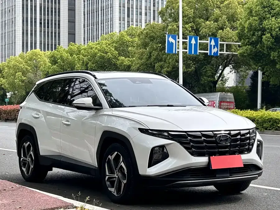 Hyundai Tucson L Tucson 2023 Tucson L 1.5T Automatic 2WD DLX Luxury Edition 2023 — миниатюра 3