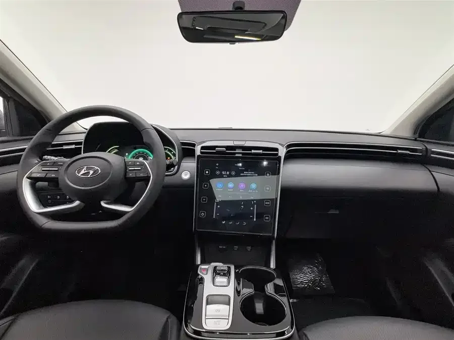Hyundai Tucson L Tucson 2023 Tucson L 1.5T Automatic 2WD GLX Elite Edition 2023 — миниатюра 2
