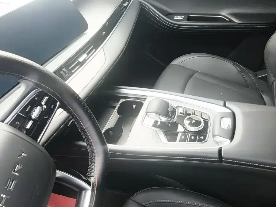 Chery Tiggo 8 PRO Tiggo 8 PRO 2022 290T two-wheel drive deep space version 5 seats 2022 — миниатюра 2