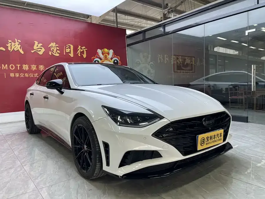 Hyundai Sonata 2022 Sonata 380TGDi Automatic 20th Anniversary Edition 2024 — миниатюра 3