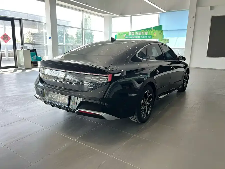 Hyundai Sonata Sonata 2024 1.5T Pro 2024 — миниатюра 2