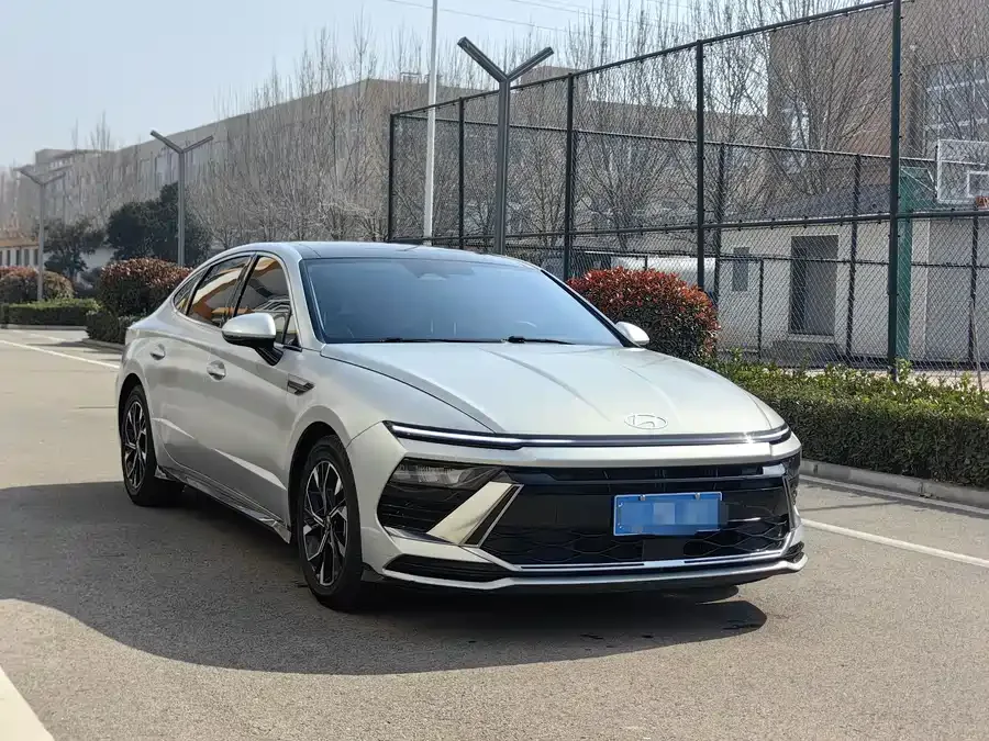 Hyundai Sonata Sonata 2024 1.5T Pro 2024 — миниатюра 3