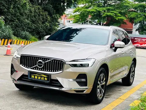 Volvo XC60 2025 купить в Москве