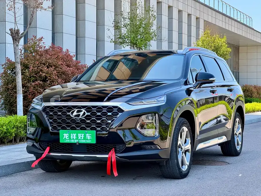 Hyundai SantaFe 2020 Santa Fe 380 TGDi Automatic 4WD DLX HTRAC Zhizun PLUS 2022 — фото 1, купить с доставкой в Москву