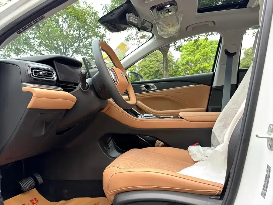 Geely Galaxy Star 6 Galaxy Star 6 2026 125km/h Exploration+ Edition 2026 — миниатюра 3
