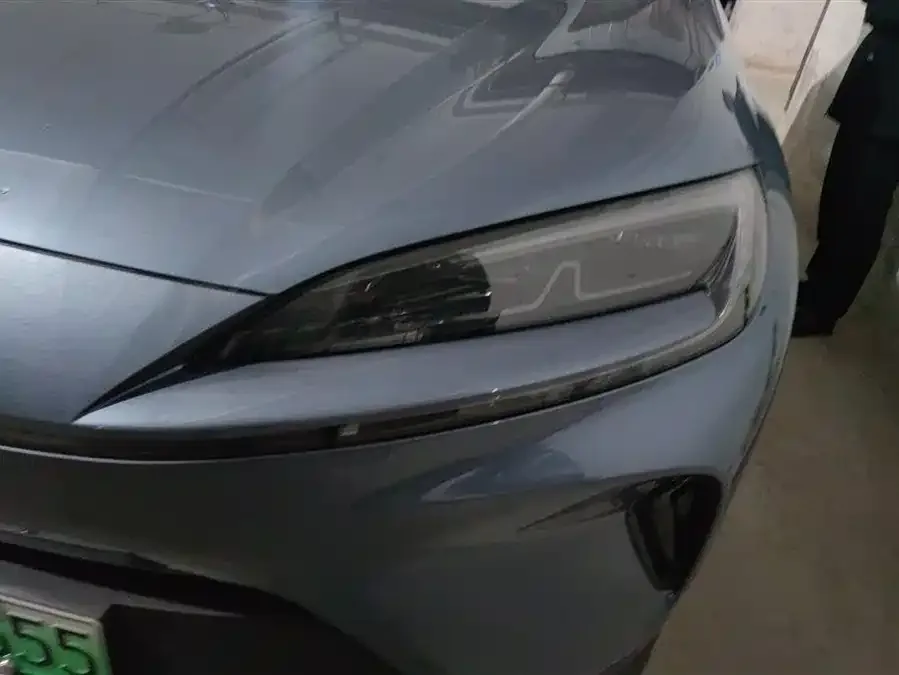 BYD Sea Lion 07 DM-i Sea Lion 07 DM-i 2025 150 Pilot Edition 2025 — миниатюра 2