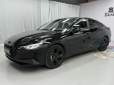 Hyundai Elantra 2022 купить в Москве