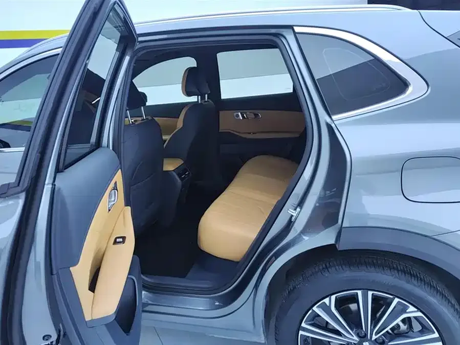 Geely Galaxy Starship 7 Galaxy Starship 7 2025 120km Navigator Edition 2025 — миниатюра 5