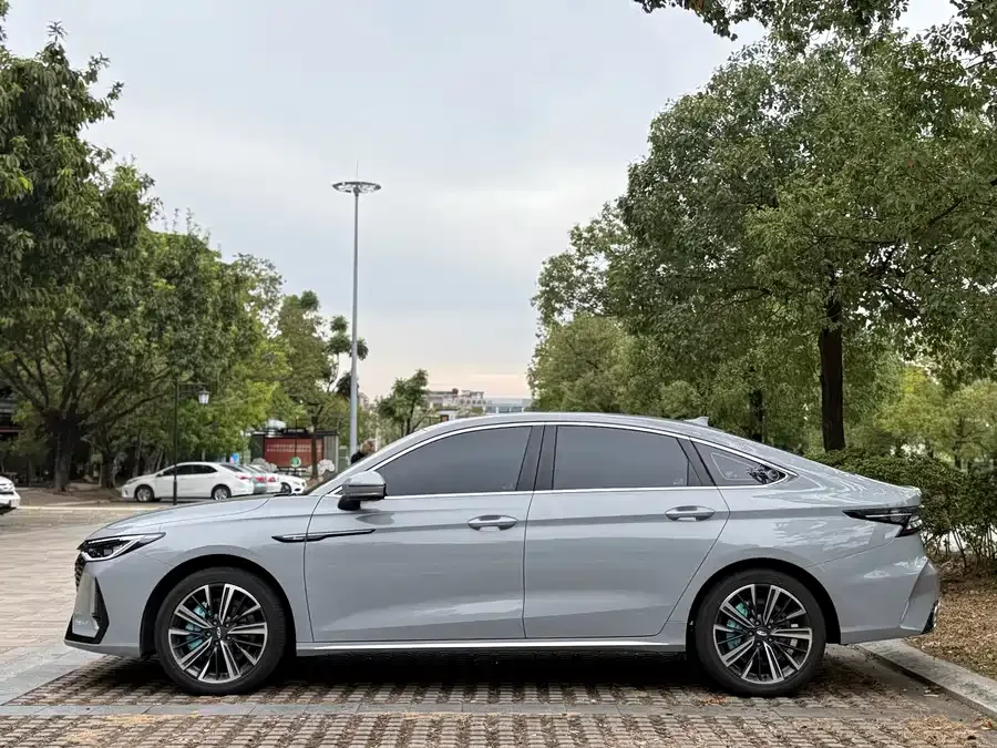 Chery Arrizo 8 Arrizo 8 2025 1.6T DCT 2025 — миниатюра 2