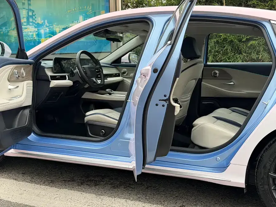 Chery Arrizo 8 Arrizo 8 2022 1.6T DCT 2022 — миниатюра 3