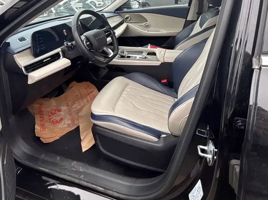 Chery Arrizo 8 Arrizo 8 2023 1.6T DCT 2023 — миниатюра 3