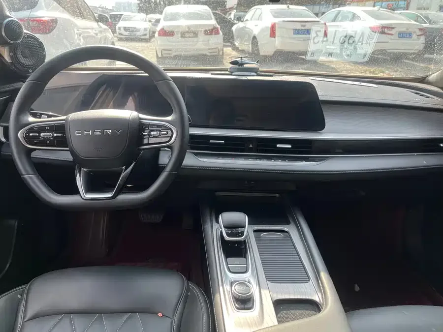 Chery Arrizo 8 Arrizo 8 2024 1.6T DCT Excellence Edition 2024 — миниатюра 3