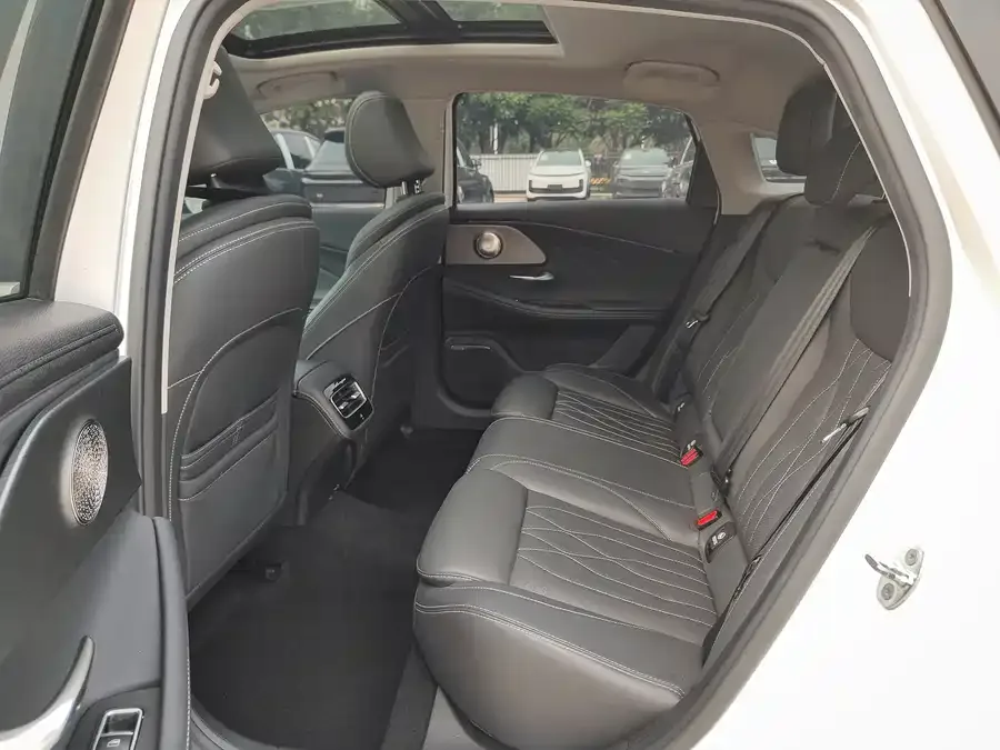 Chery Arrizo 8 Arrizo 8 2022 1.6T DCT Elegant 2023 — миниатюра 3