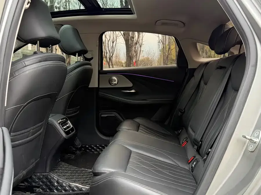 Chery Arrizo 8 Arrizo 8 2024 1.6T DCT Intelligent 2024 — миниатюра 4