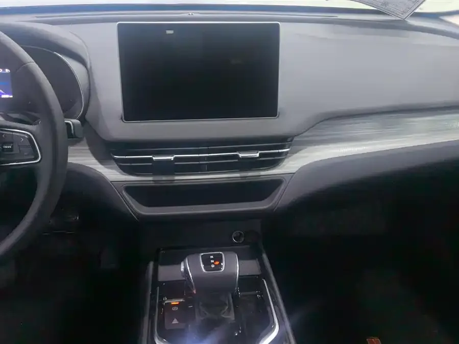 Hongqi E-QM5 Hongqi E-QM5 2024 500km Travel Edition 2024 — миниатюра 4