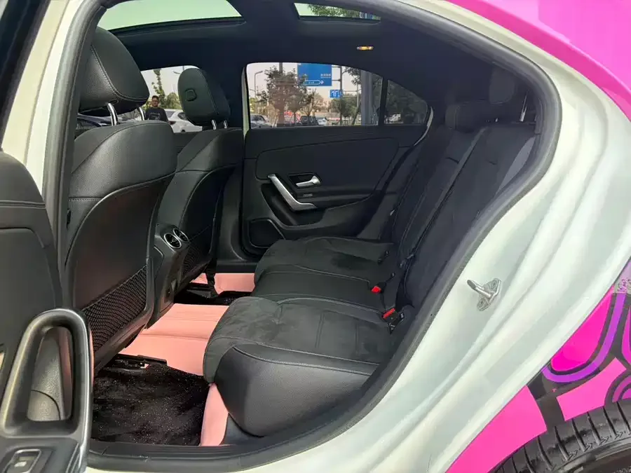 Mercedes-Benz Class A Mercedes-Benz A-Class 2023 A 200 L Fashion Edition 2023 — миниатюра 2