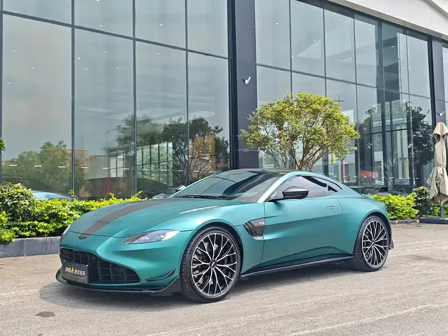 Aston Martin V8 Vantage V8 Vantage 2022 4.0T V8 F1 Edition Coupe 2022 — фото 1, купить с доставкой в Москву