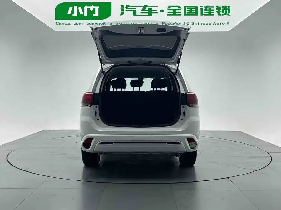 Mitsubishi Outlander Outlander 2021 2.0L 2WD 5-seater 2023 — миниатюра 2
