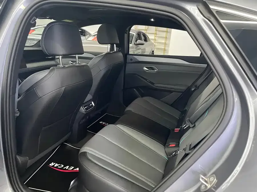 BYD Qin L Qin L 2025 EV 545KM Cloud Carriage Edition 2025 — миниатюра 2