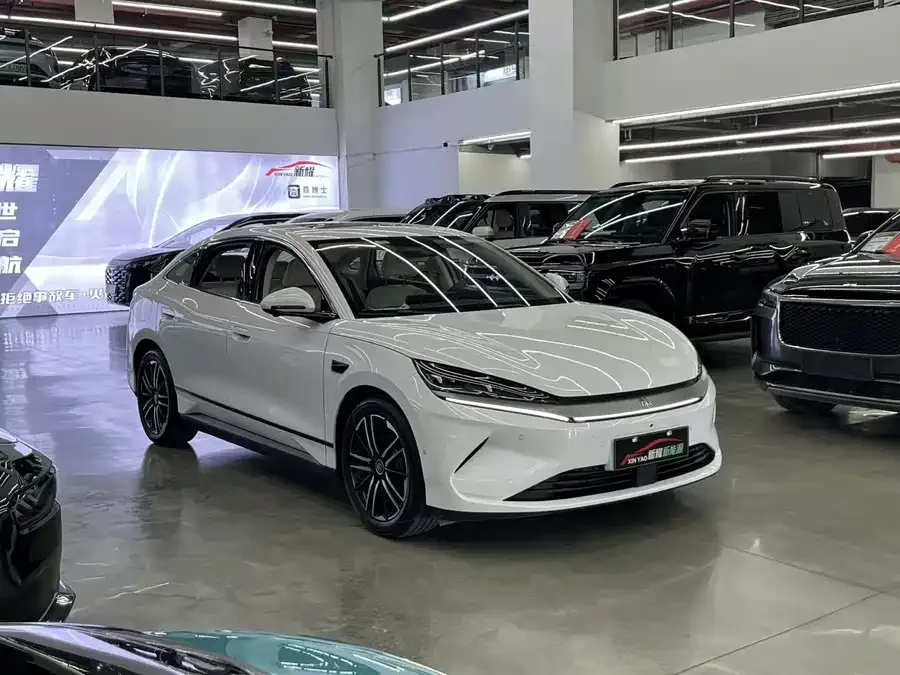 BYD Qin L Qin L 2025 EV 545KM Excellence Edition 2025 — миниатюра 2