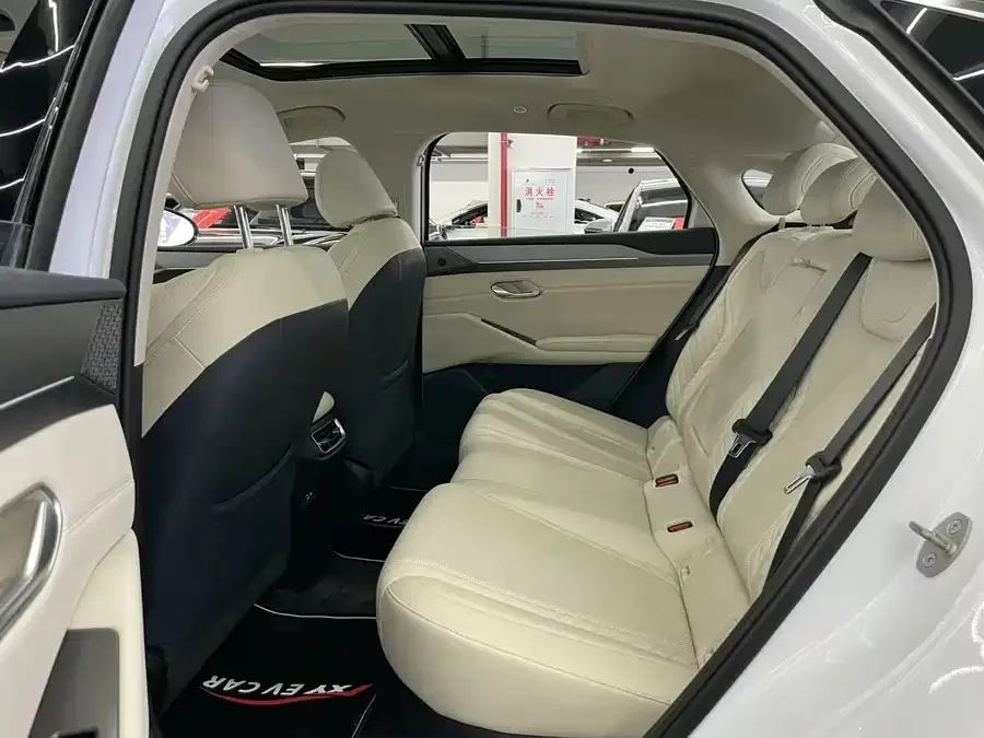 BYD Qin L Qin L 2025 EV 545KM Excellence Edition 2025 — миниатюра 5