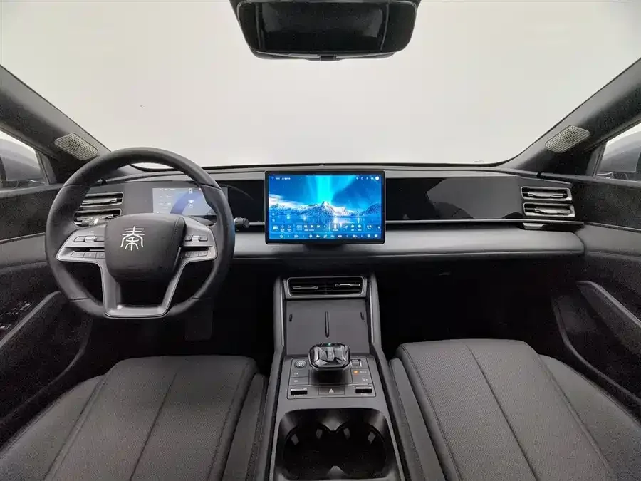 BYD Qin L Qin L 2025 DM-i Intelligent Driving Edition 80KM Beyond Edition 2025 — миниатюра 2