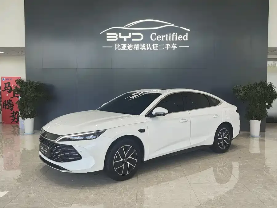 BYD Qin L Qin L 2025 DM-i Intelligent Driving Edition 120KM Beyond Edition 2025 — фото 1, купить с доставкой в Москву