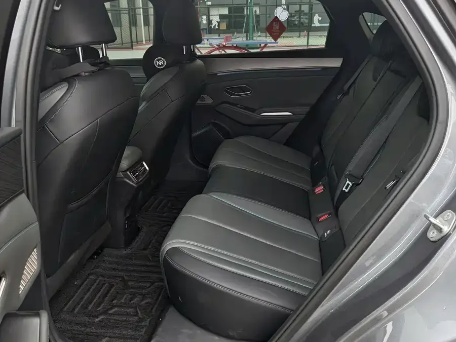 BYD Qin L Qin L 2024 DM-i 120KM Excellence Edition 2024 — миниатюра 2