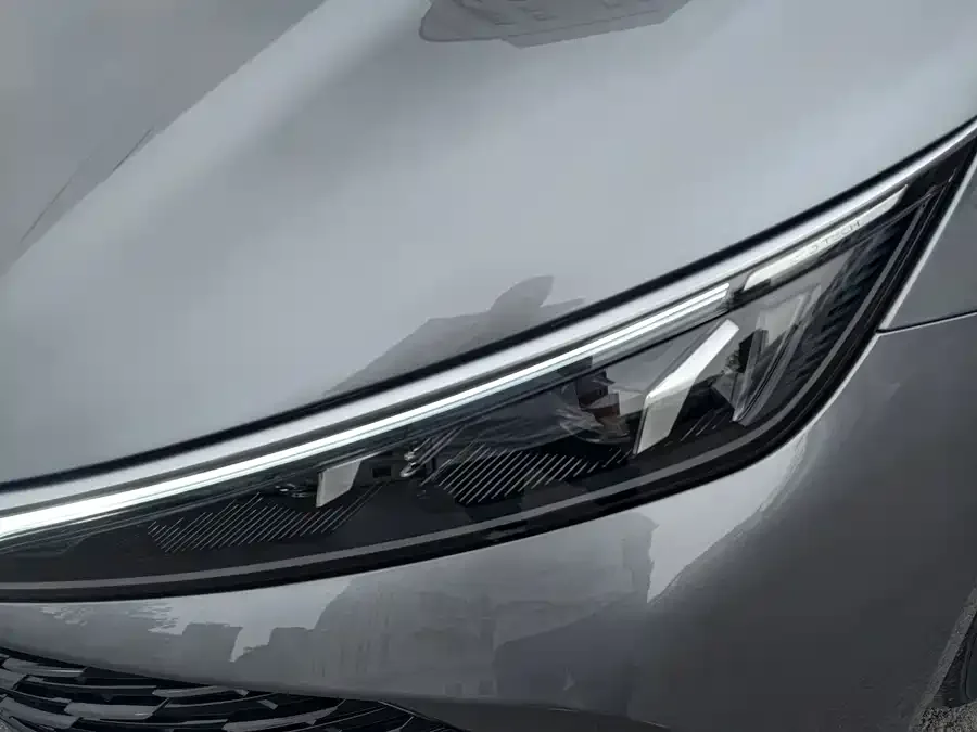 BYD Qin L Qin L 2024 DM-i 120KM Excellence Edition 2024 — миниатюра 5