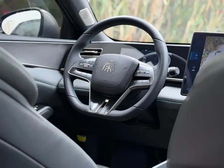 BYD Qin L Qin L 2024 DM-i 120KM Excellence Edition 2024 — миниатюра 5