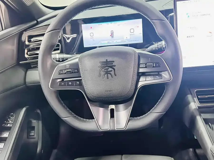 BYD Qin L Qin L 2024 DM-i 120KM Excellence Edition 2024 — миниатюра 4
