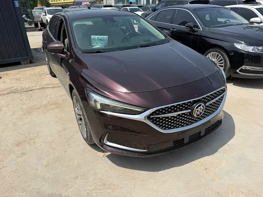 Buick LaCrosse LaCrosse 2021 Avenir Flagship Model 2022 — миниатюра 3