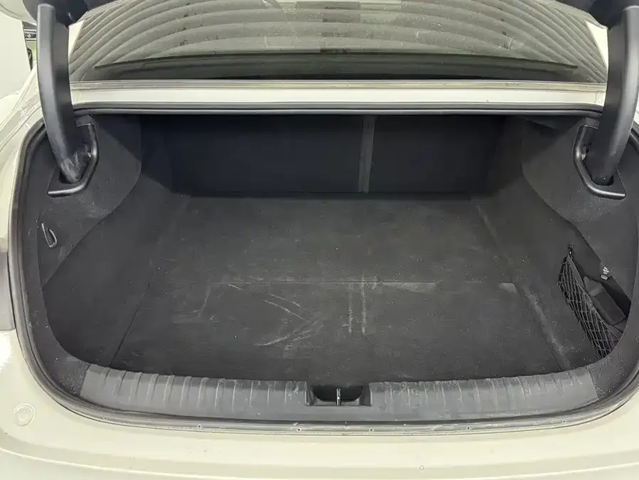 Xiaomi SU7 Xiaomi SU7 2024 rear-wheel drive long-range smart driving version 2024 — миниатюра 5